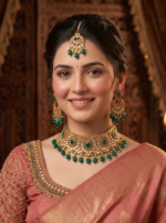 Yaari Collections Green Traditional Gold Plated Kundan Meena Choker Set with Earrings and Maang Tikka for Women