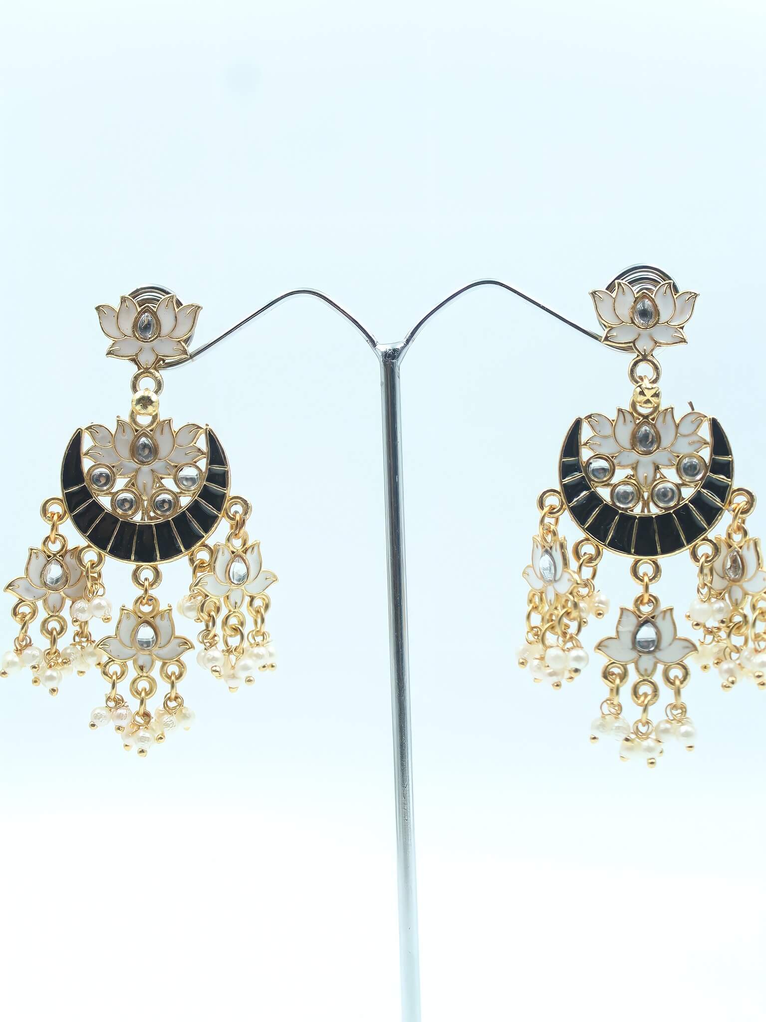 22K Gold Drop Earrings with Cz , Ruby , Emeralds & Culture Pearls (Temple  Jewellery) - 235-GER14491 in 25.900 Grams