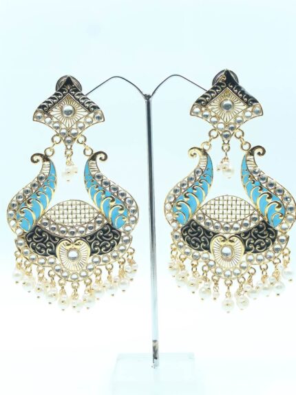 Indian Earrings, Tikka and Earrings Set, Indian Jewelry, Indian Jewell –  HandTstudio