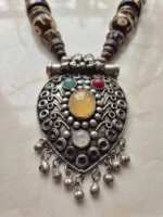 Yaari Collections Handcrafted Tribal Necklace – Unique Artisan Jewelry with Intricate Detailing - Image 3